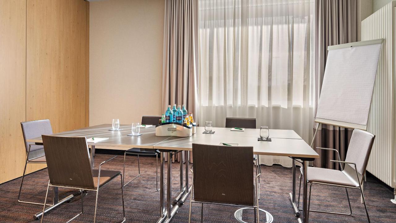 Hey Lou Karlsruhe Messe Hotel 3*